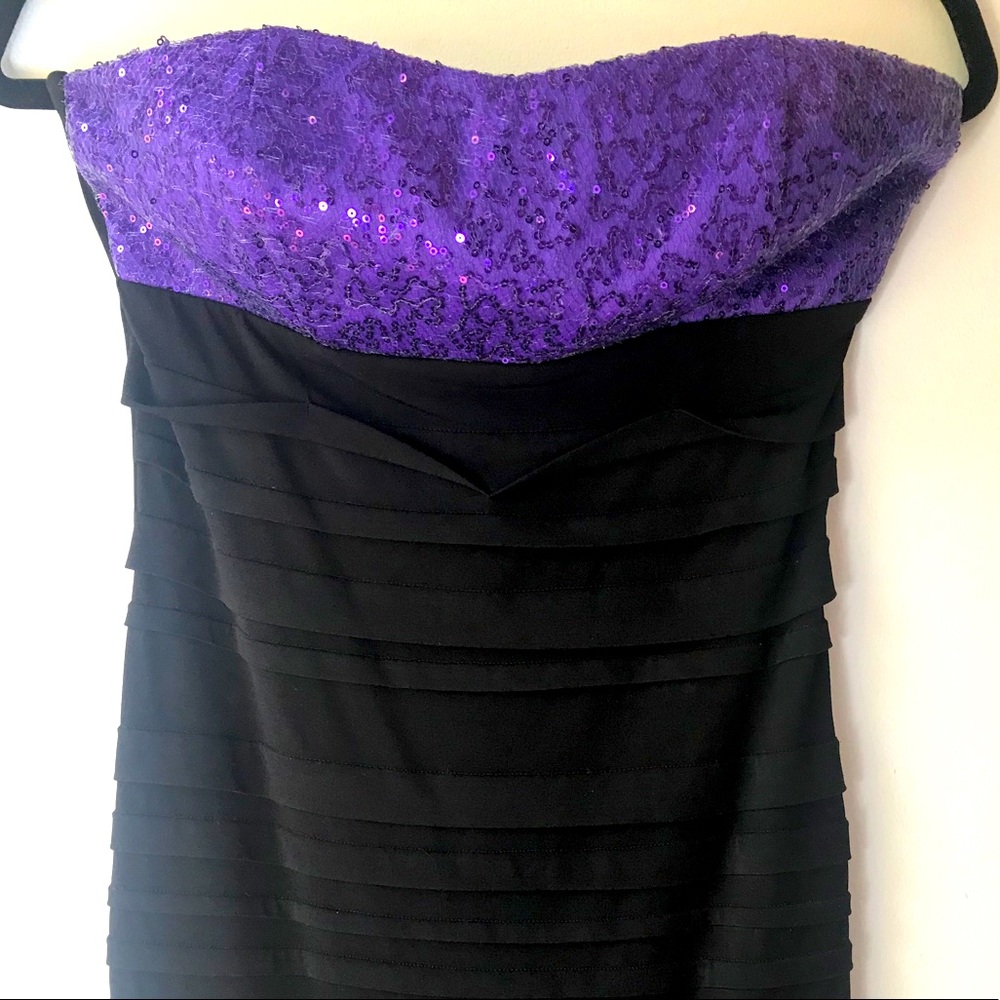 STRAPLESS BLACK DRESS